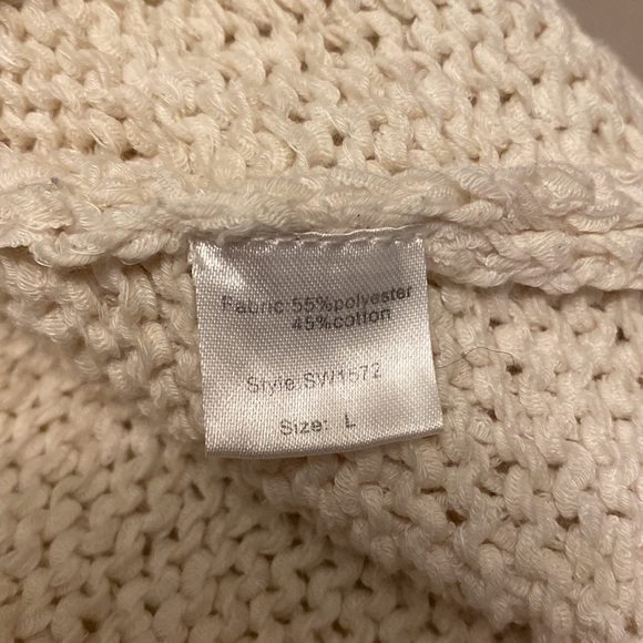 Cream Elan Open Back Pullover Sweater (Large) - Picture 7 of 7